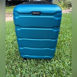 Samsonite Blue Hardside Spinner Carryon Suitcase